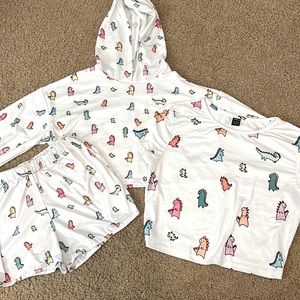 three piece dinosaur set